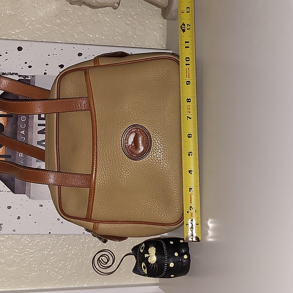 Dooney & Bourke Handbags - Vintage Dooney & Bourke leather shoulder bag, cherished bag